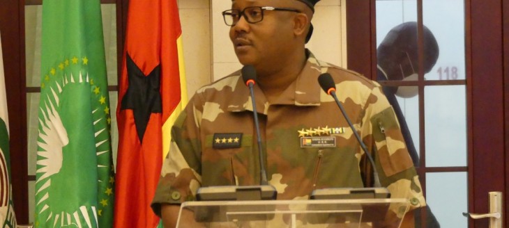 Guiné-Bissau: Sissoco Explora Divisões Militares em Ambiente Desfavorável